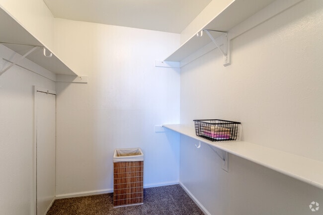 1 dormitorio, 1 baño - 850 pies cuadrados