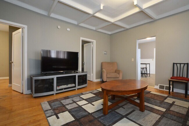 Photo - 1237 7th St E Unit #1