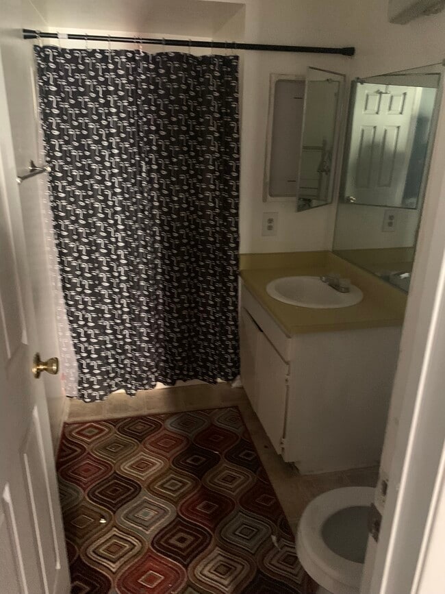 Photo - 6151 Reseda Blvd Unit 5