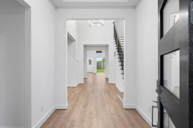 Photo - 26915 Longwood Ledge Ln