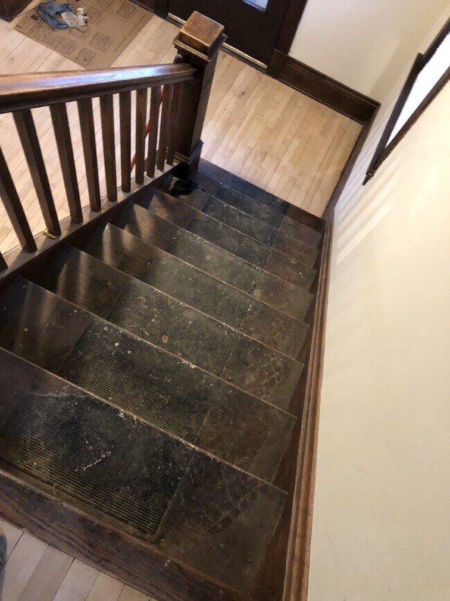 Photo - Huge 5 Bed 2 Bath home near UWEC with big ...