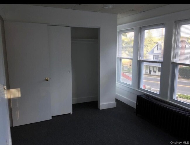 Photo - 206 W Broadway