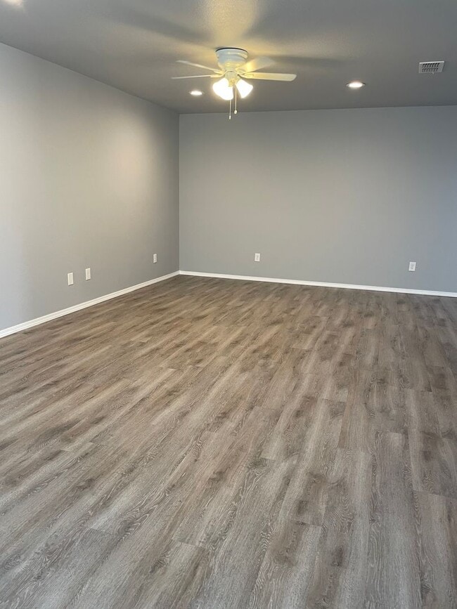 Photo - 1303 N. Colton- HW - FOR SALE Unit B