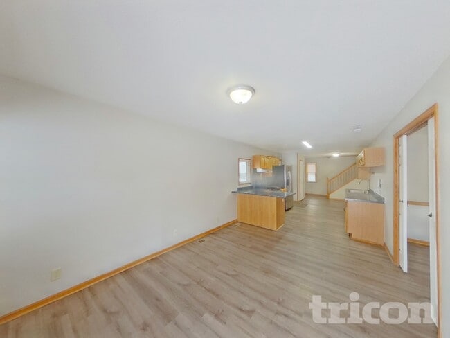 Photo - 2144 Sherwood Ave