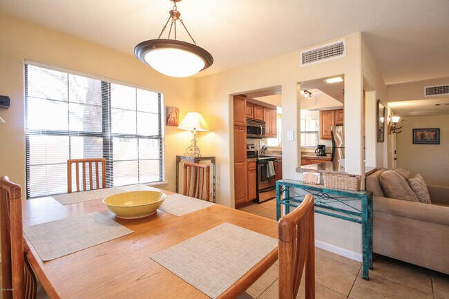 6651 N Campbell Ave Unit 108