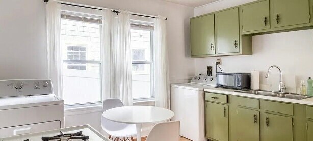 Photo - 122 Hillside St Unit #1