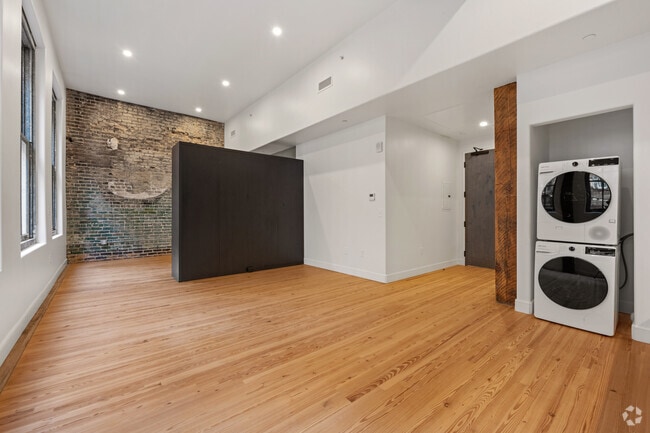 Studio - 793SF - Living Room - The William
