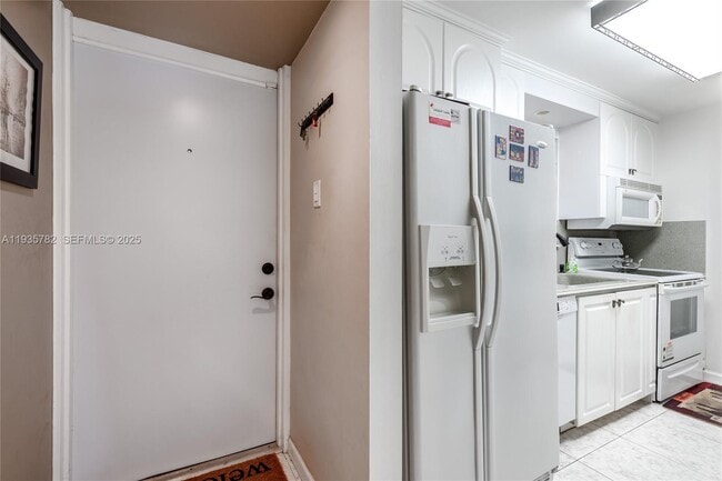 Photo - 1401 S Federal Hwy Unit 122