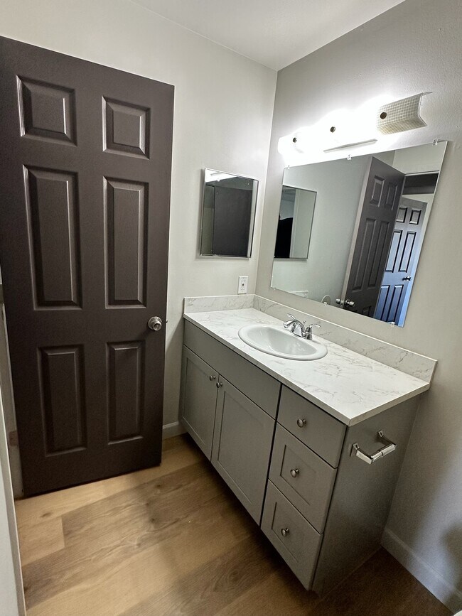 Photo - University Place Apartments