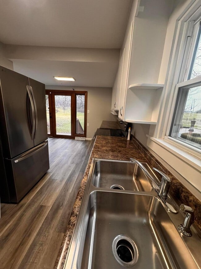 Photo - 79 W Cherry St