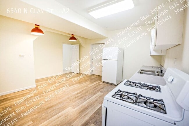 Building Photo - 6540 Clay St