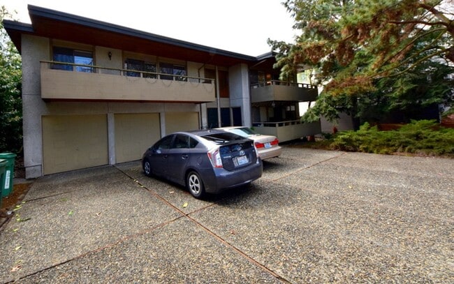 Building Photo - Market Street Apartments Unit 1