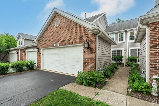 Building Photo - 1553 Stevens Dr Rental