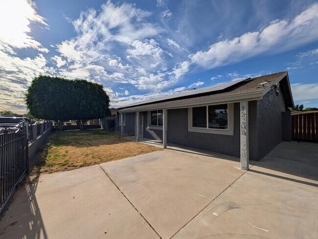Photo - 13208 W Tuckey Ln