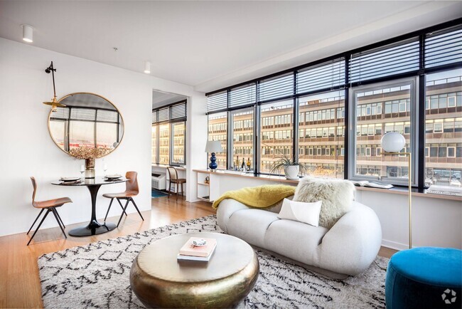 Living Room - Staten Island Urby Rental