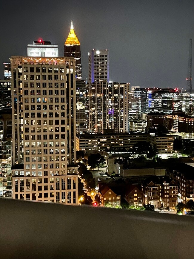 Photo - 1065 Peachtree St NE Unit 3303