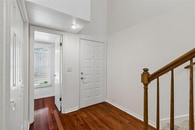 Photo - 2509 Crowder Ln Unit 13