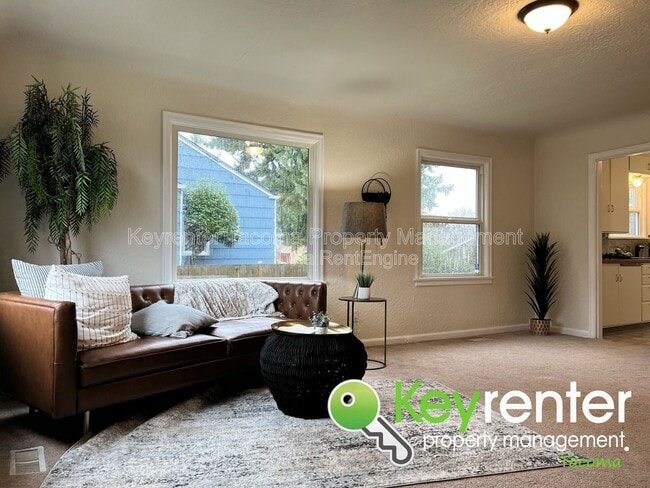 Photo - 4816 E G St