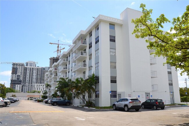 Photo - 16465 NE 22nd Ave Unit 110