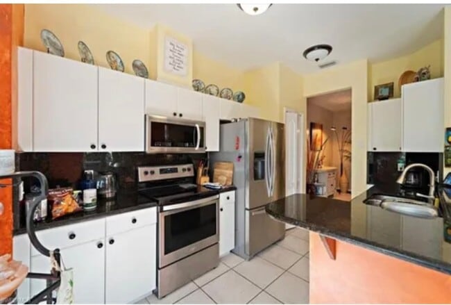 Photo - 9322 Lake Amelia Way