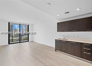 Photo - 45 SW 9th St Unidad 1110