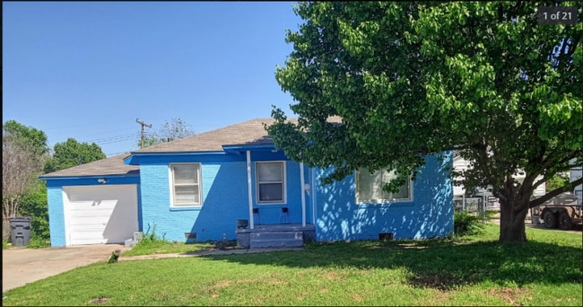 Photo - 15 NW 28th St Casa