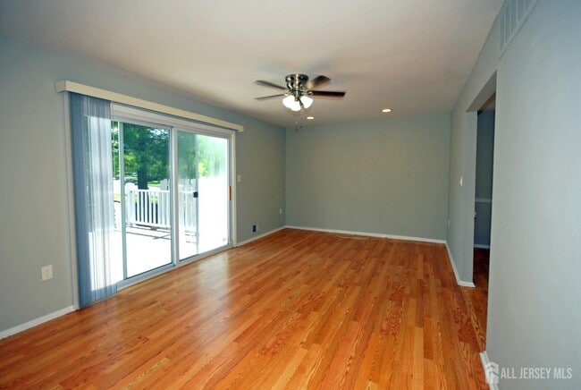 Photo - 1 Orchid Ct