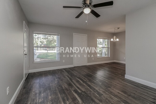 Photo - 1423 N Tremain St