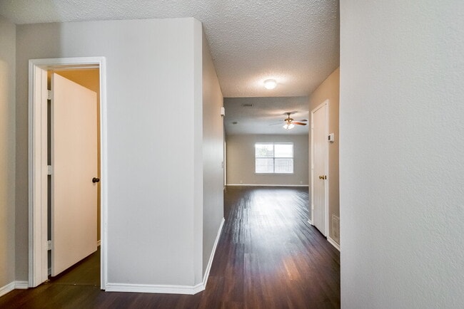 Photo - 3309 Teasbend Ct