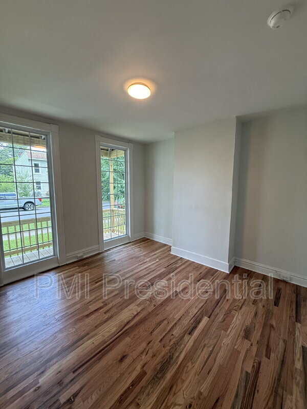 Photo - 1812 3rd Ave Unidad #1