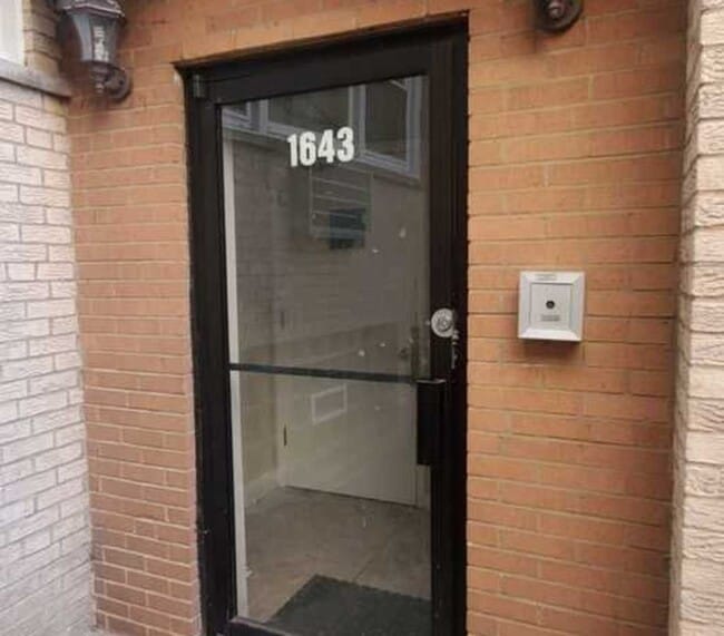 Photo - 1643 W Sherwin Ave Unit 2C