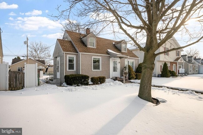 Photo - 3413 Yardley Dr