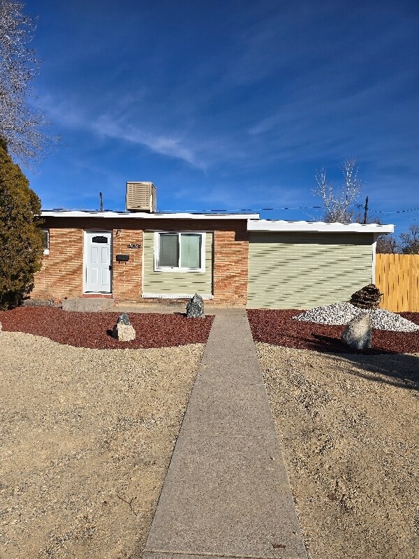 Photo - 2020 Mesa Ave