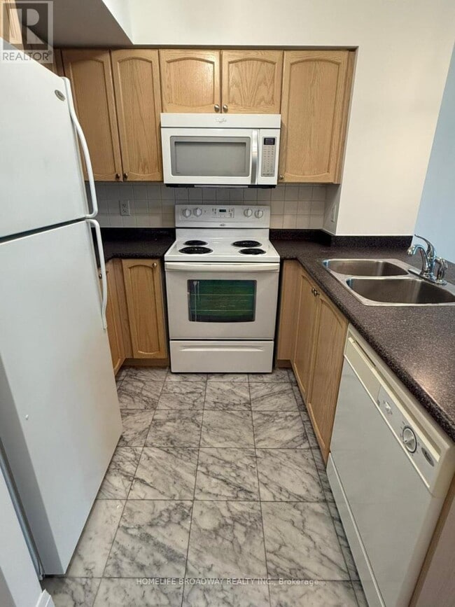 Photo - 18 Yonge St Unité 1702