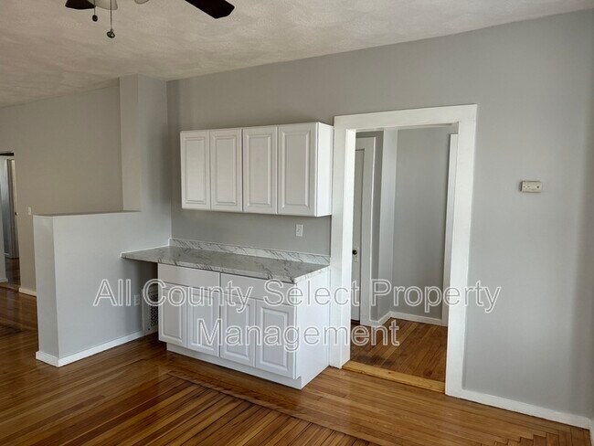 Photo - 118 Eastern Ave Unit #2