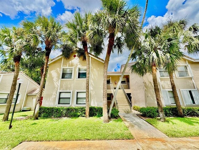 Building Photo - 9657 Riverside Dr Unit 5H Rental