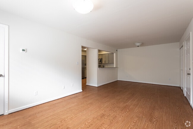 2HAB,2BA - 1,000 ft² - Ocean Trace Apartments