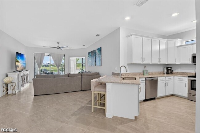 14001 Hunter Oak Dr