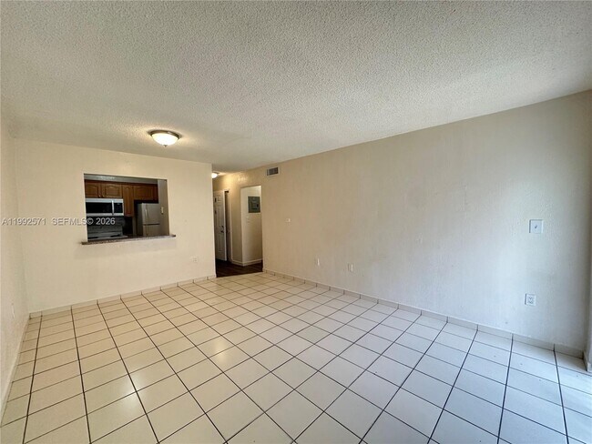 Photo - 1008 NW 45th Ave Unidad 08