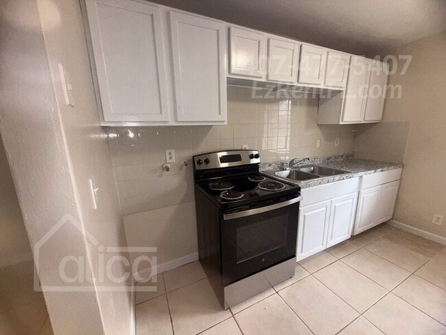 Photo - 820 N Sapodilla Ave Unit 3