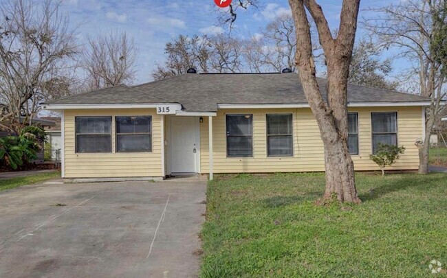 Building Photo - 315 Acacia St Rental