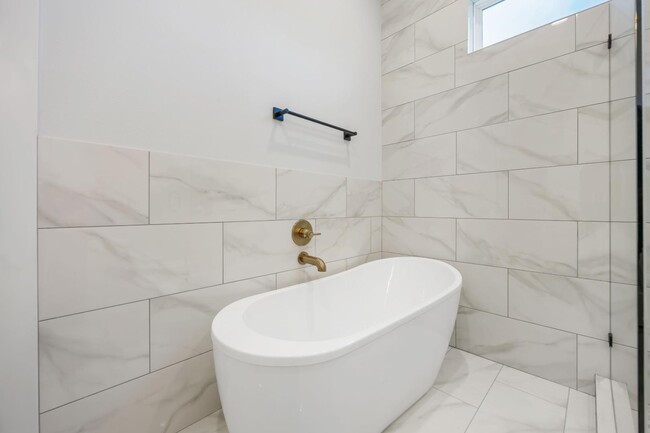 Photo - 6124 Campo Vista Dr