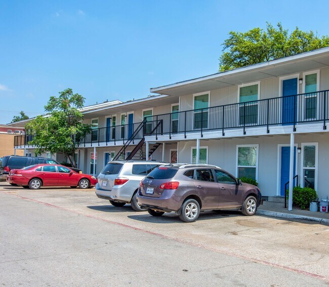 The Paddock on Park Row Apartment Homes Para alquiler en Arlington, TX