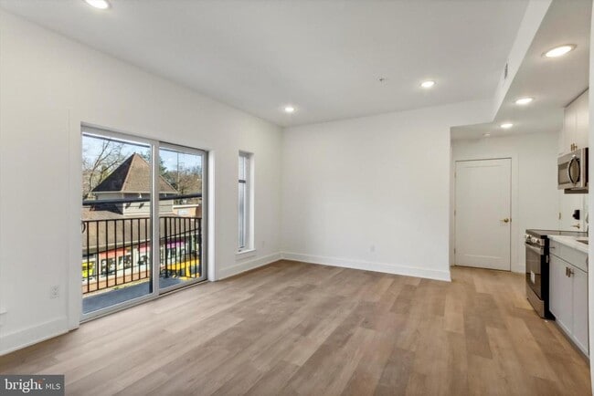 Photo - 367 W Hortter St Unit 203