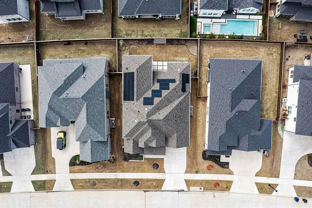 Photo - 691 Meandering Ln