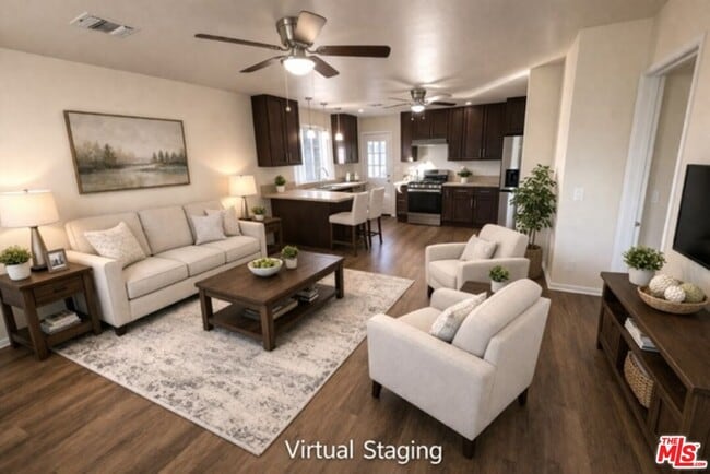 Building Photo - 2531 Manhattan Ave