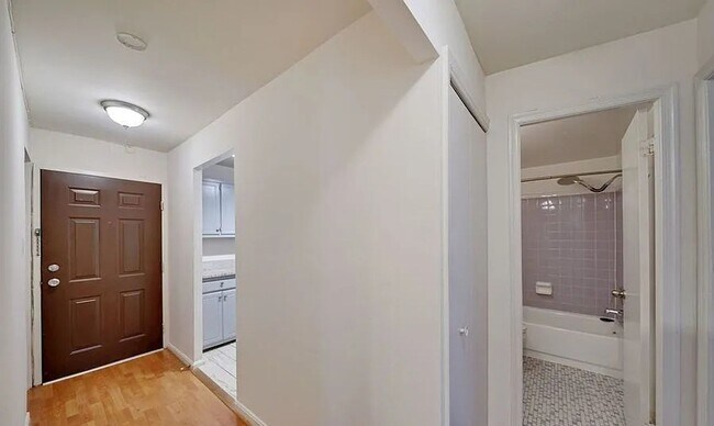 Photo - 1421 Columbia Rd NW