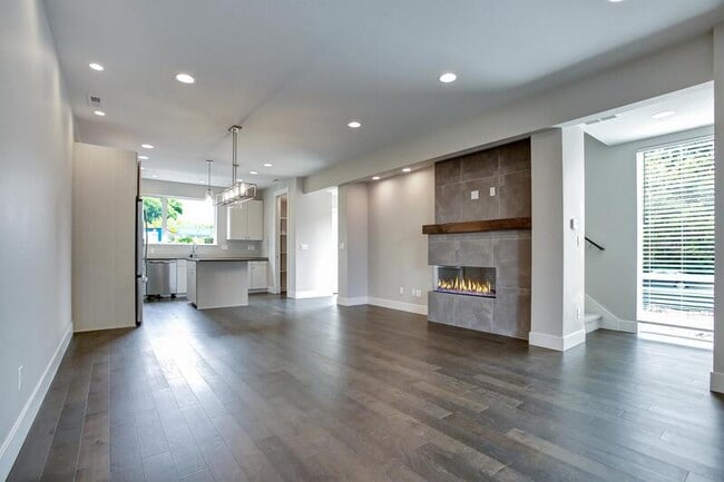 Photo - 5739 SE 18th Ave