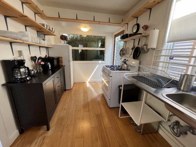 Photo - 3606 Nevil St Unidad 2