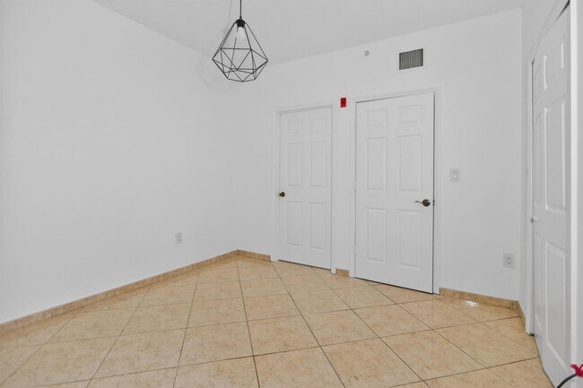 Photo - 7085 Nova Dr Unit 232